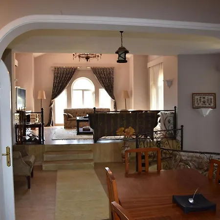 Vila In Goekova, Akyaka