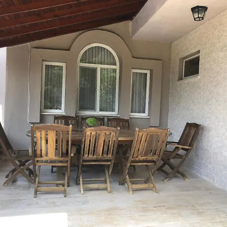 Vila In Goekova, Akyaka